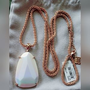 NWT! Kendra Scott Sandra Necklace